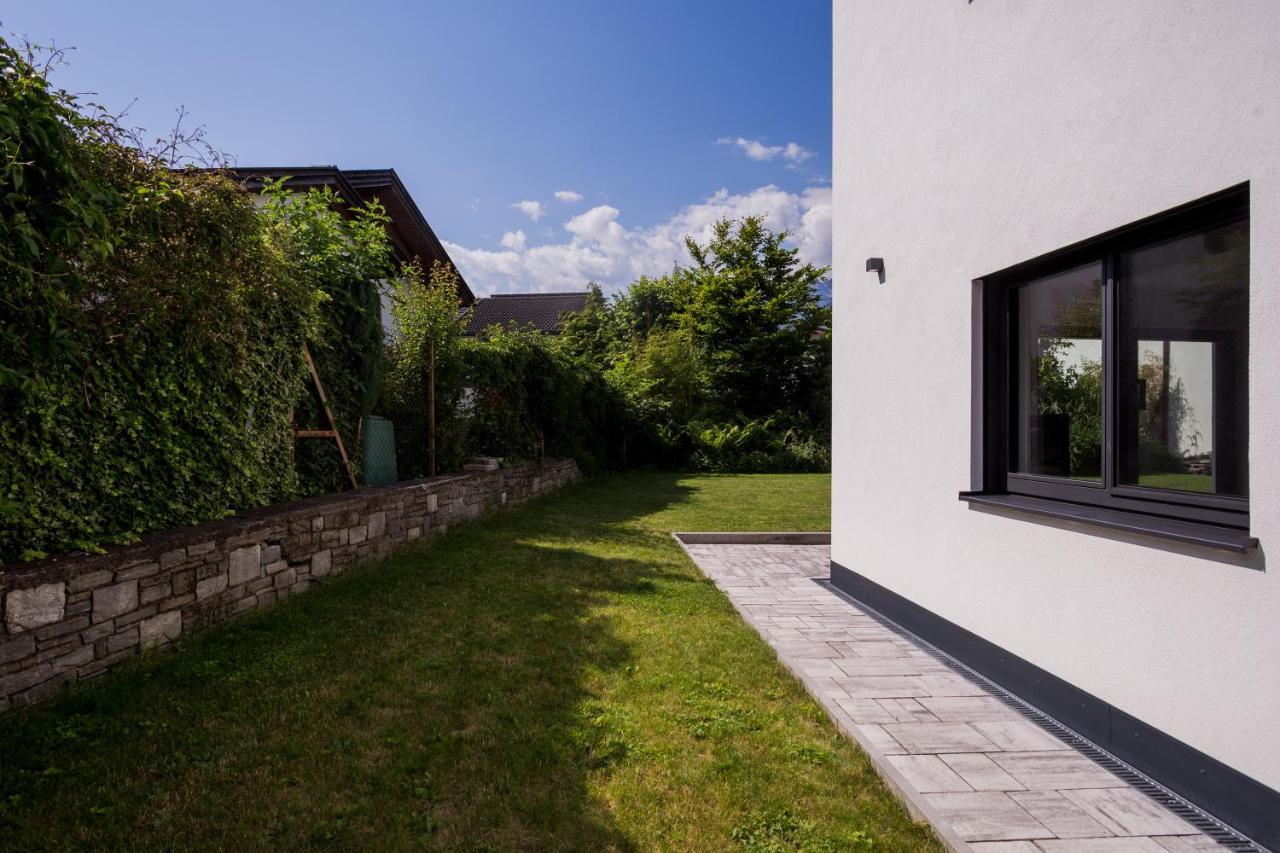 Moderne Wohnung Mit Terrasse Инсбрук Екстериор снимка