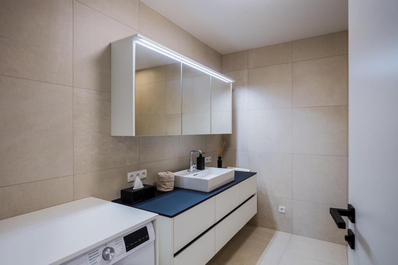 Moderne Wohnung Mit Terrasse Инсбрук Екстериор снимка